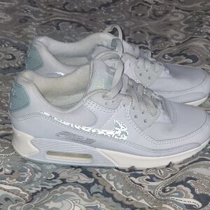The Nike Air Max 90 Aura Ocean Cube sneakers